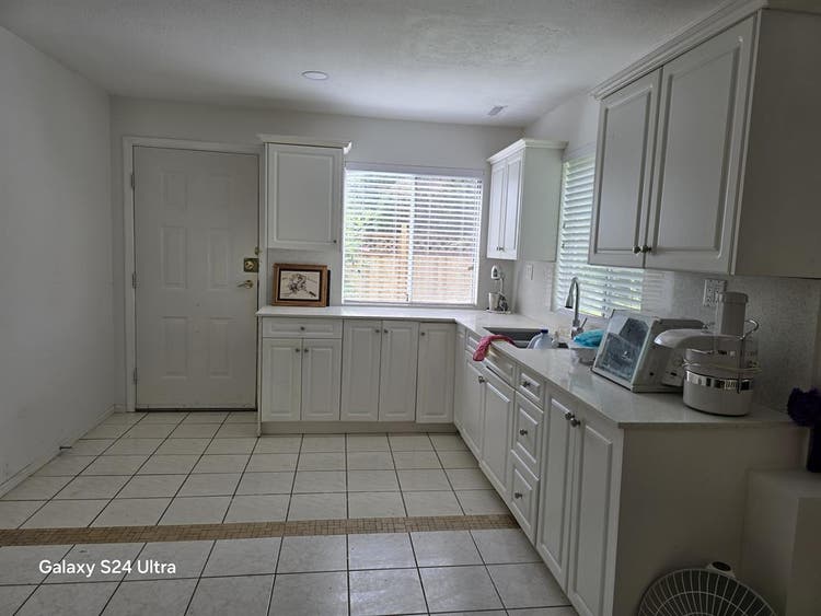 Ground level suit for rent