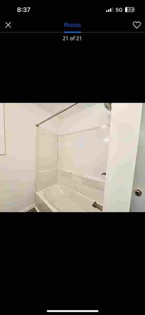Looking for a roommate ASAP