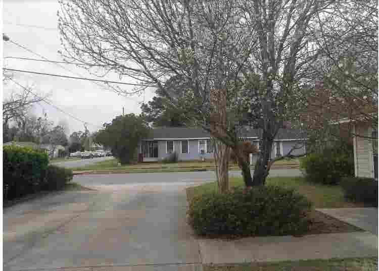 Moving in a home/Breaking lease