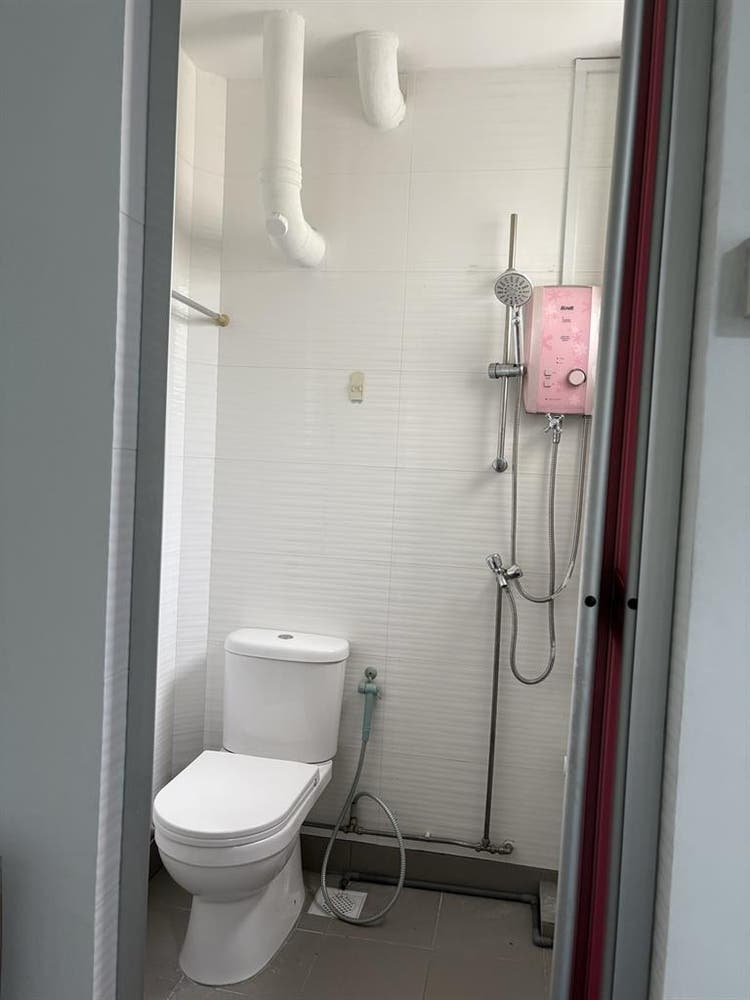 🌟 Master Room for Female Tenant