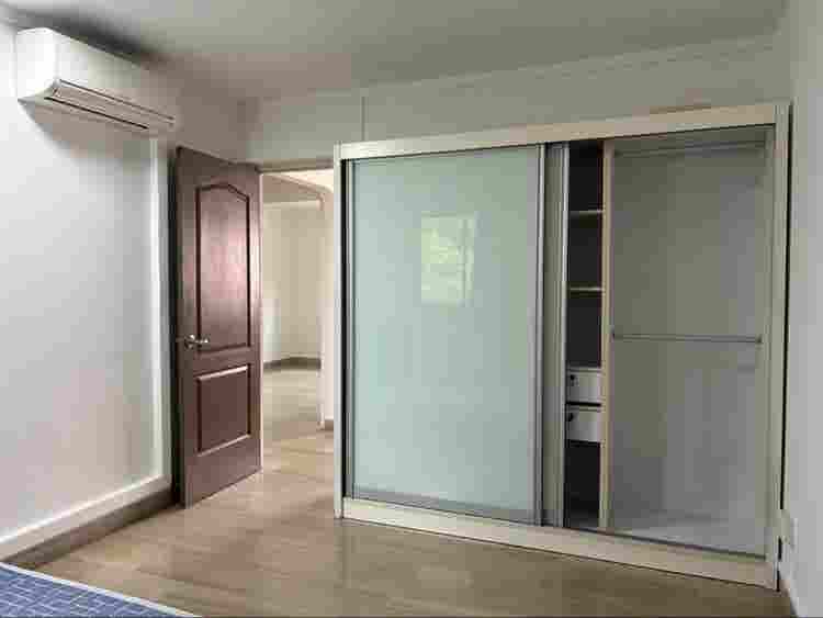 🌟 Master Room for Female Tenant