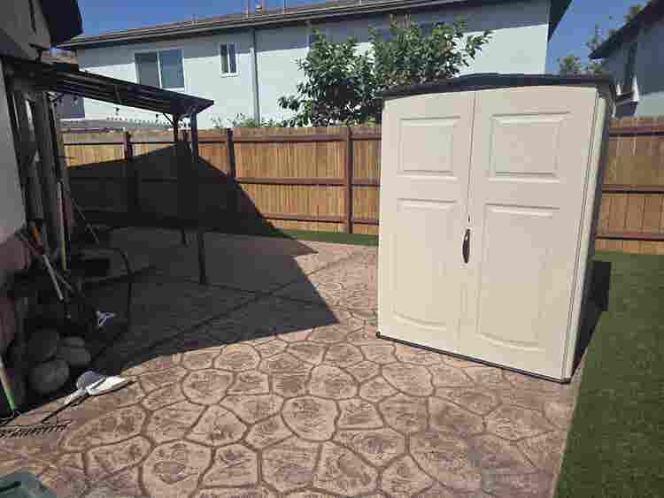 1 Medium/Large Size room Available