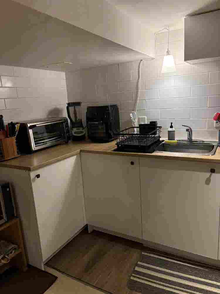 Private One Bedroom Basement
