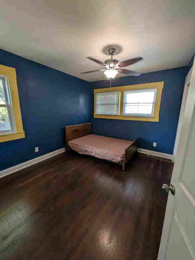BR - Room for Rent