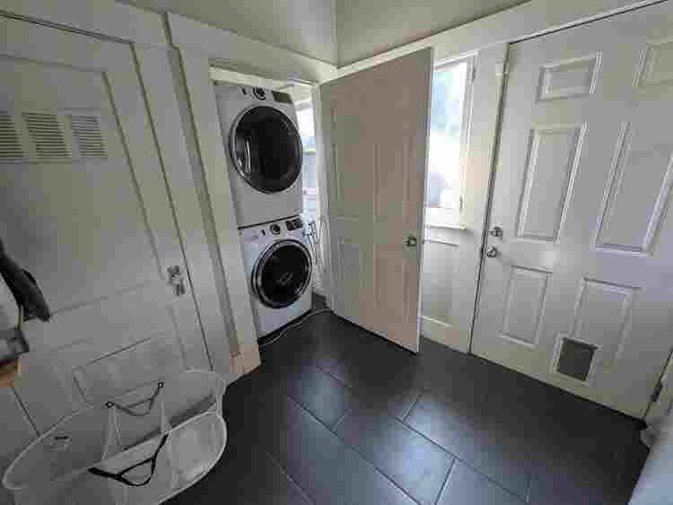 BR - Room for Rent
