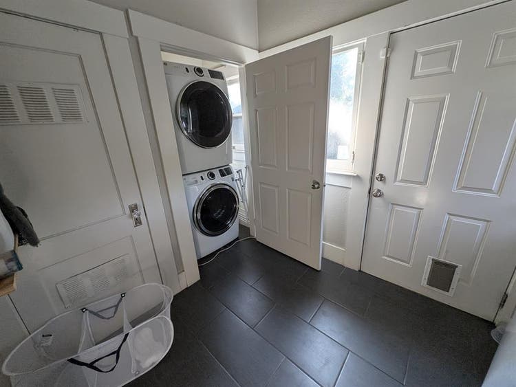 BR - Room for Rent