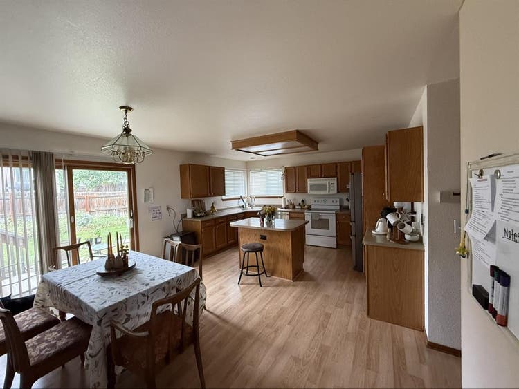 Room for Rent in Furnished House