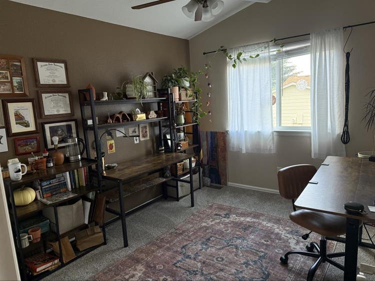 Room for Rent in Furnished House