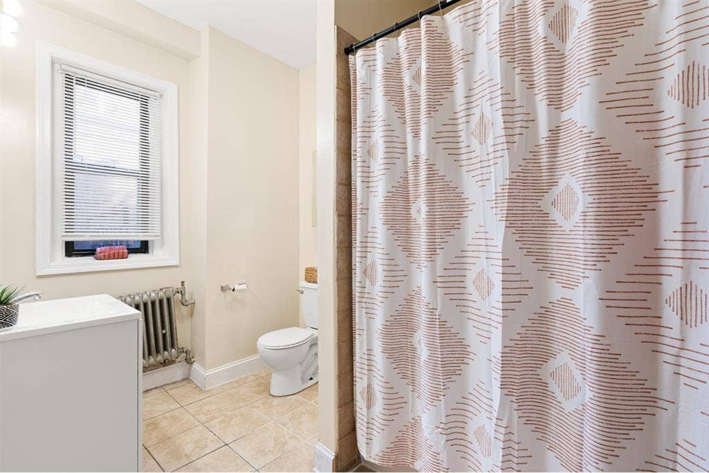 3BR Near Hospitals and Universities