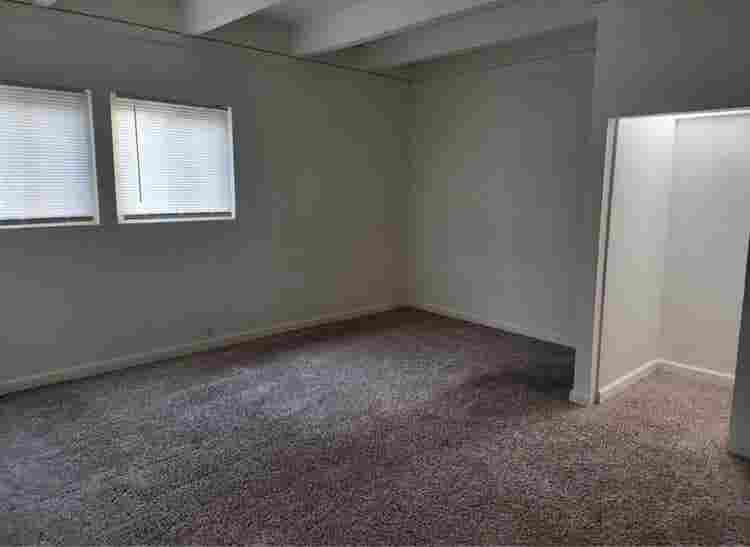 Private room for rent