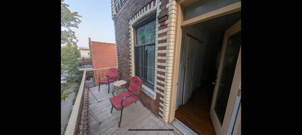 Small room in a magical apartment.