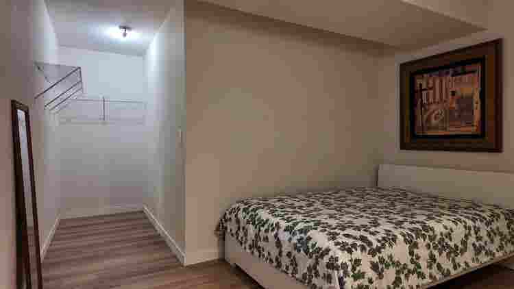 Room Including Utilities in Calgary
