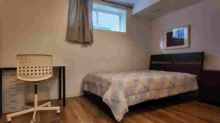 Room for rent in Calgary