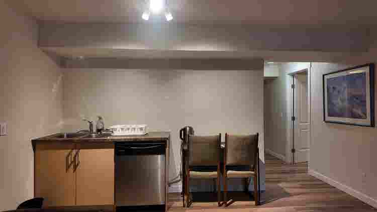 Room for rent in Calgary