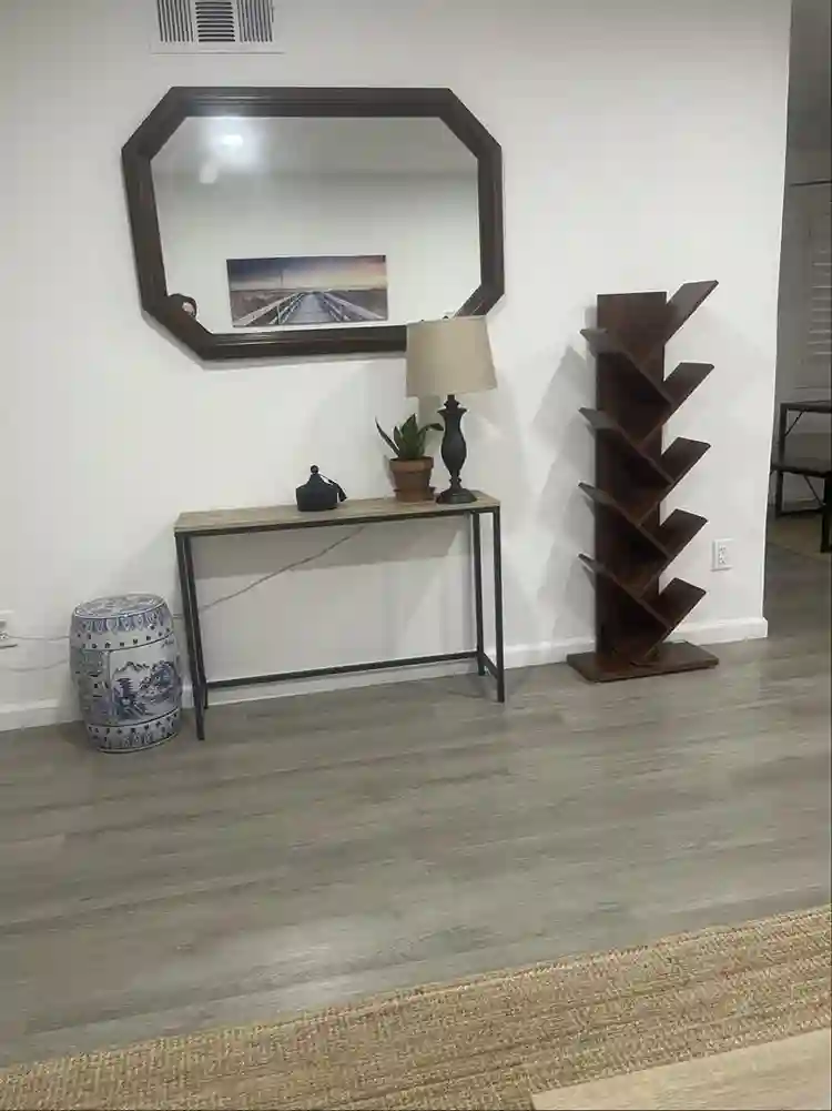 Room for rent in Reseda