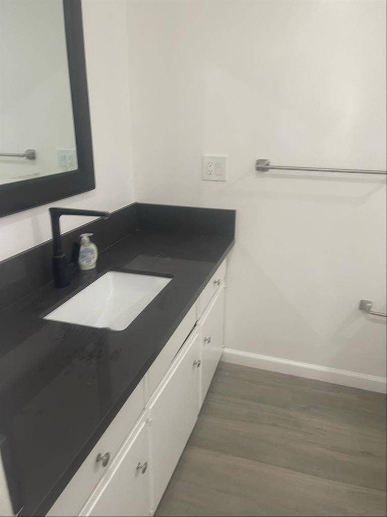 Room for rent in Reseda