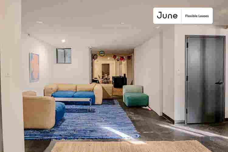 3 BR in New York City