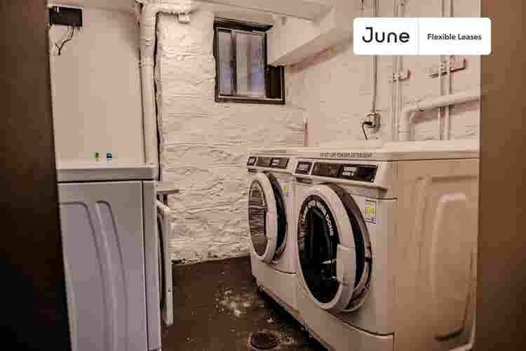3 BR in New York City