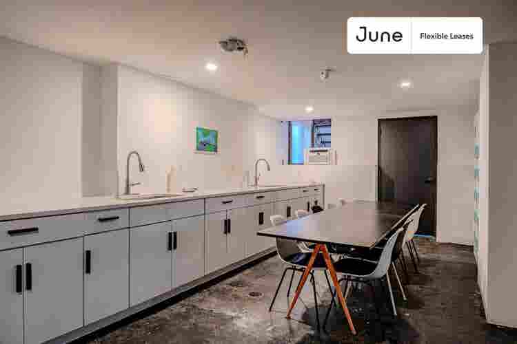 3 BR in New York City