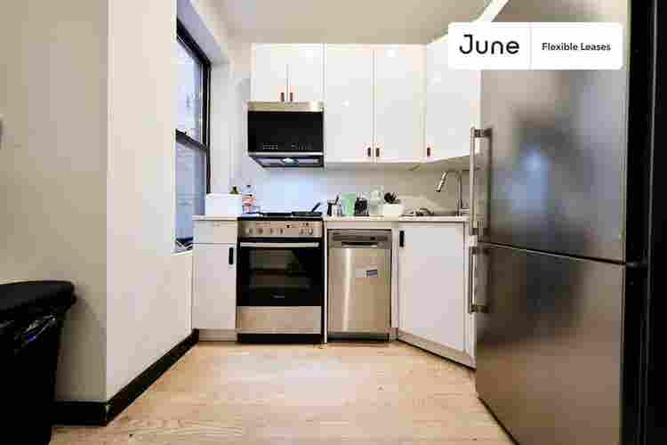 3 BR in New York City