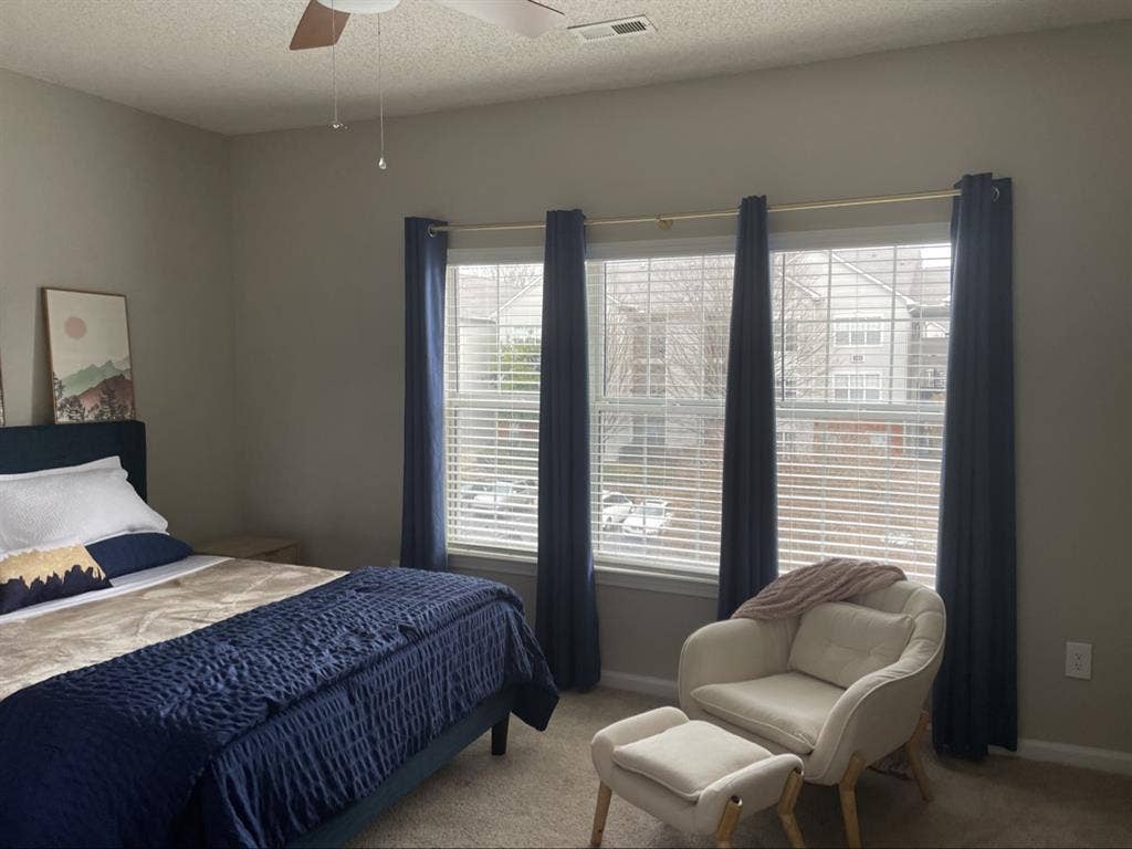 Walk to Southpark mall!