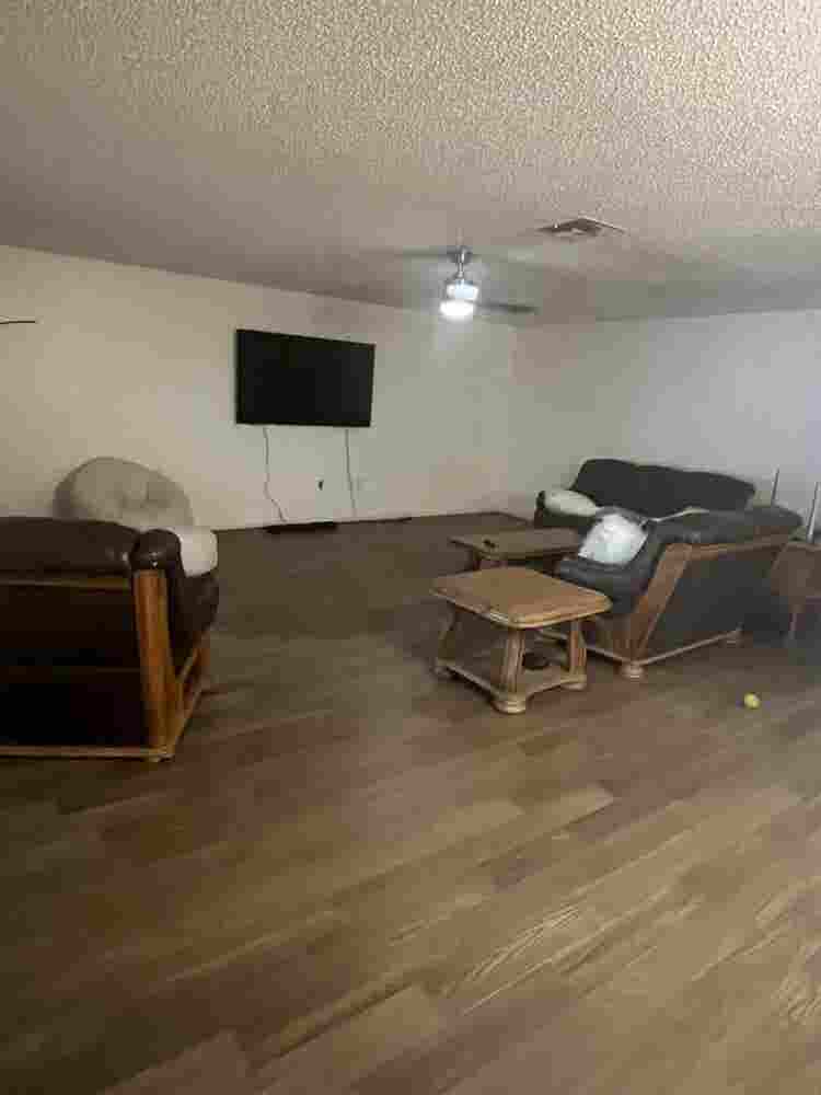 Huge home for rent!
