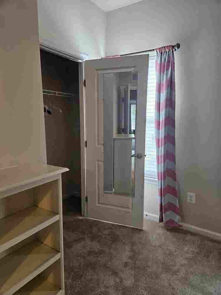 Bedroom with Atrached Bathroom
