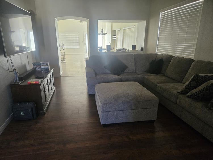 Room and Private bathroom for Rent