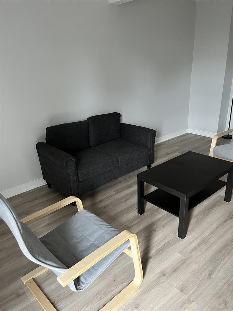 FURNISHED ROOM for RENT