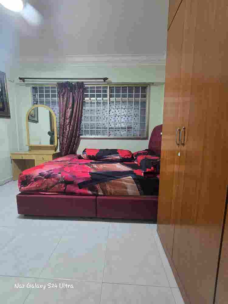 2 common rooms rent.