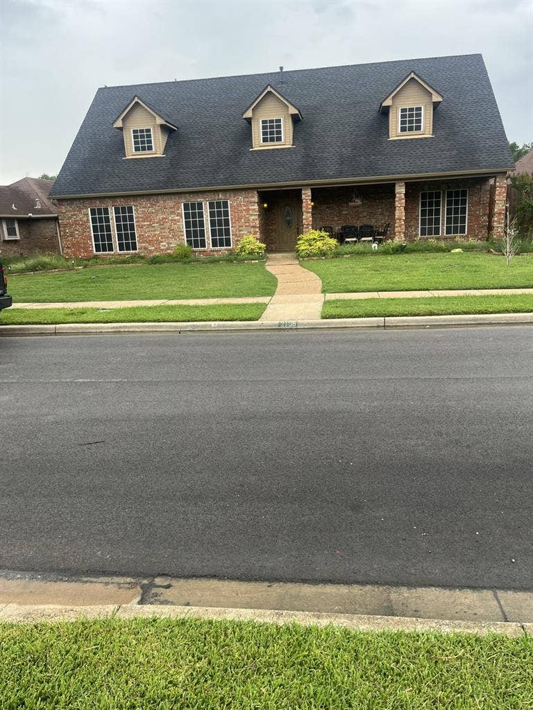 Two rooms available for rentt