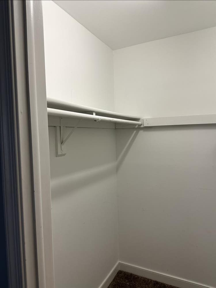 Large bedroom on for rent