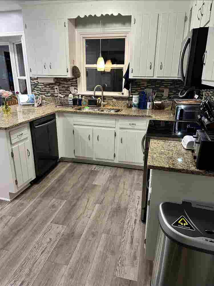 Large bedroom on for rent