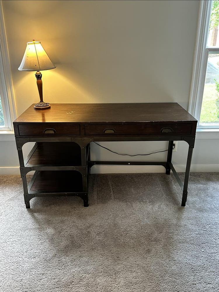 Large bedroom on for rent