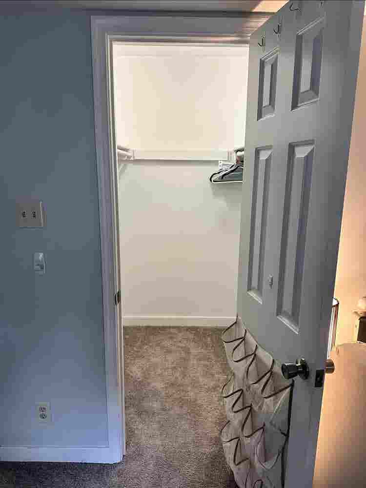 Large bedroom on for rent