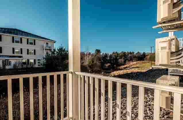 Riverside Apartment Listing
