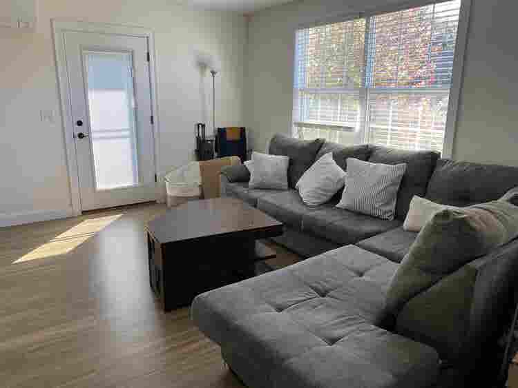 Riverside Apartment Listing