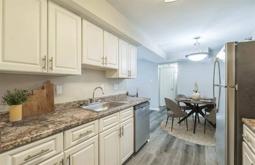 Master Bedroom Available – $