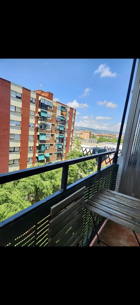 Bright and peaceful room in la pau,