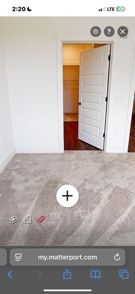 Room to rent!