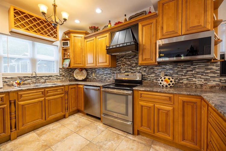4 Rooms for Rent