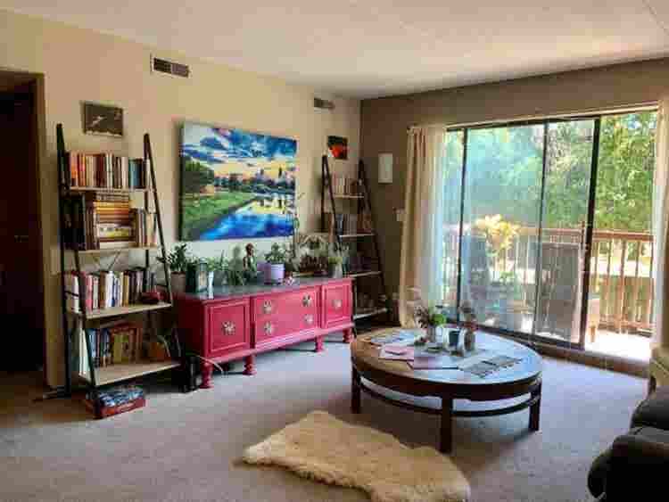 Room For Rent