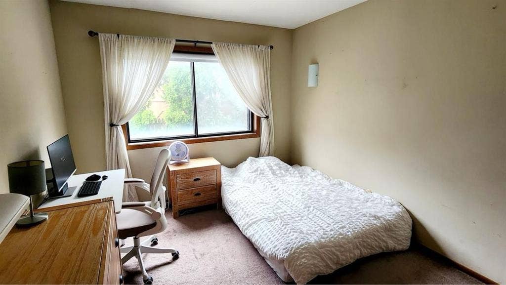 Room For Rent
