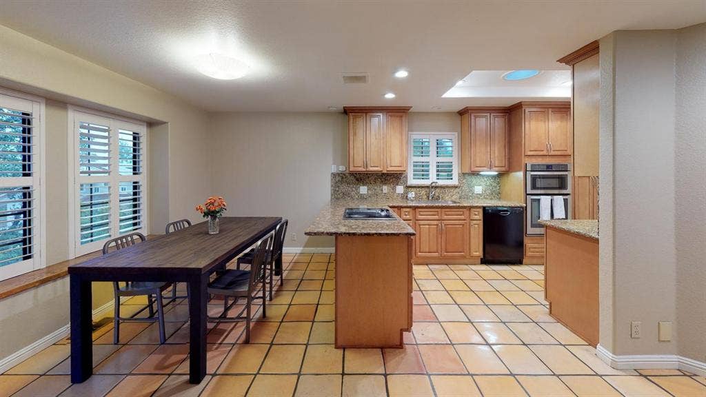 1 BR in Cupertino