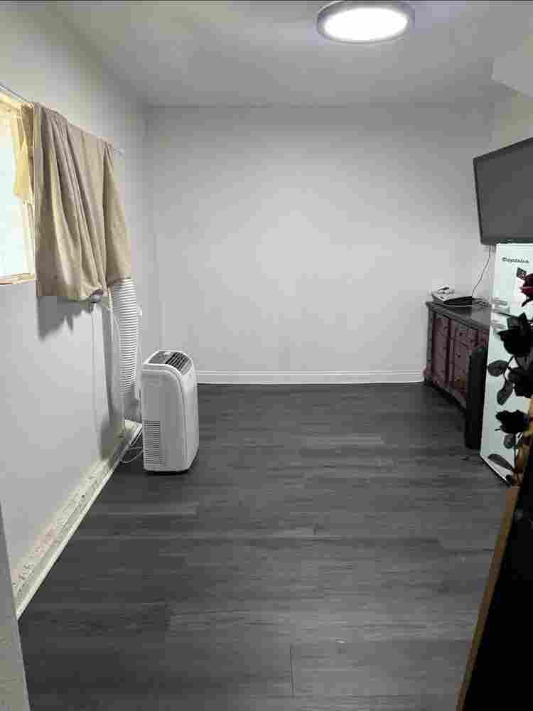 PRIVATE SHOWER AND BATH RIVERSIDEE