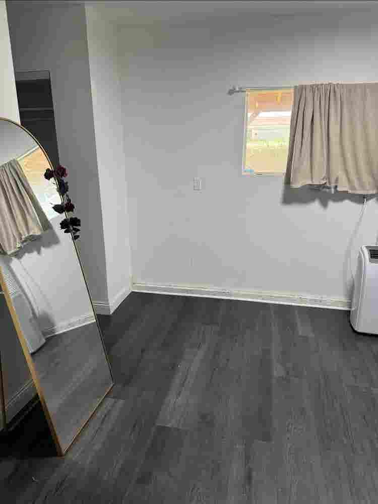 PRIVATE SHOWER AND BATH RIVERSIDEE
