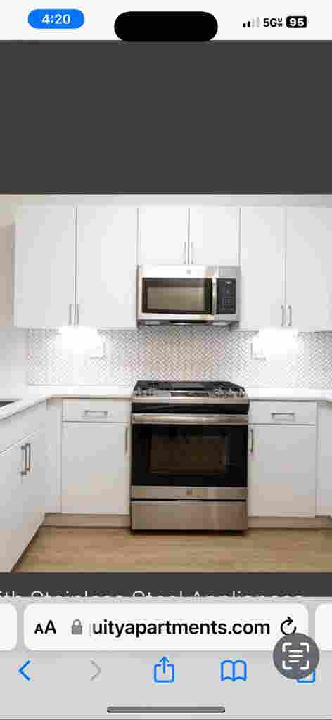 Looking for female roommate