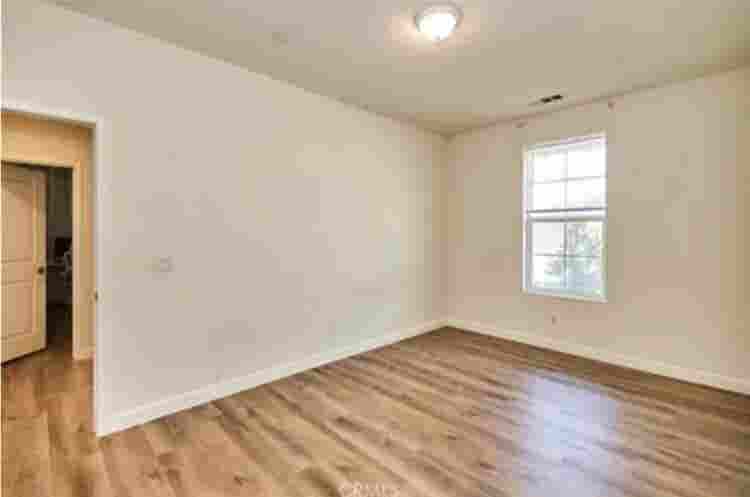 One bedroom with a shared bathroom