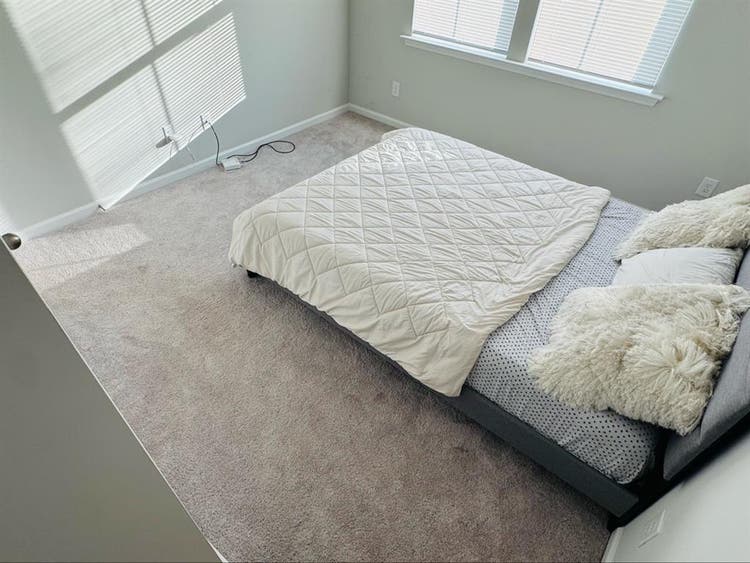 Fully Furnished room for rent