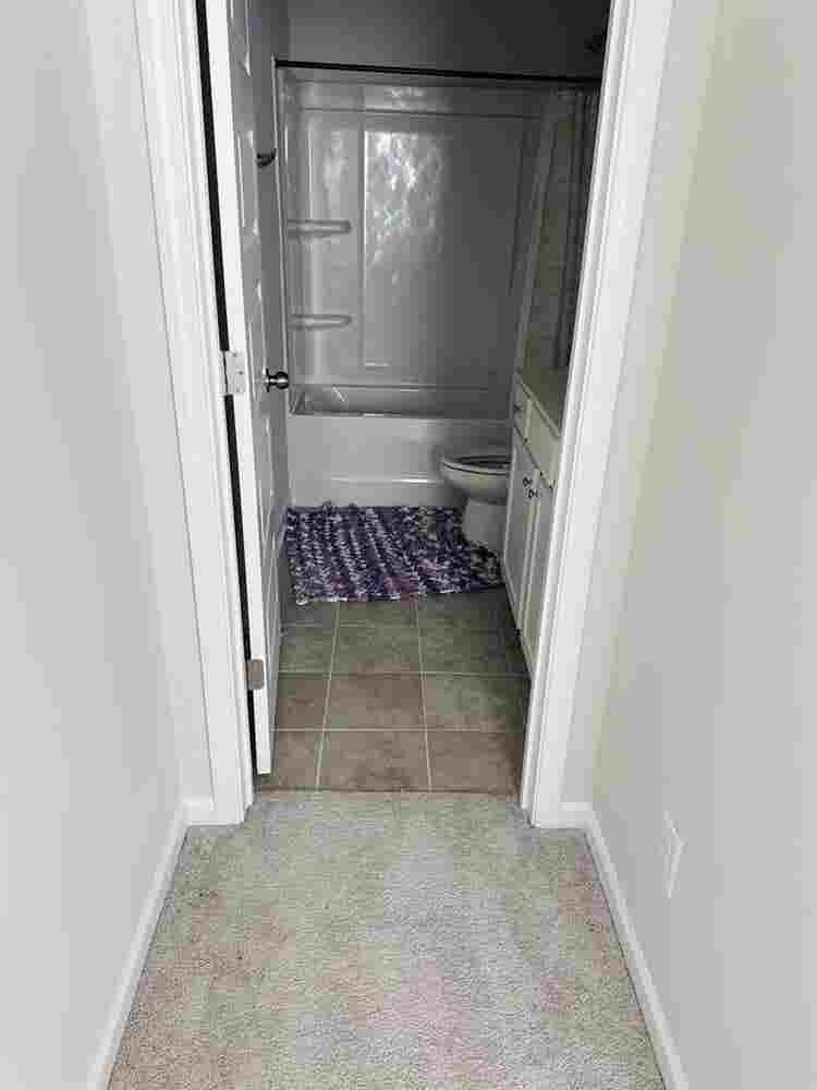 Fully Furnished room for rent